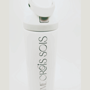 Bouteille Aime. Crois. Sois